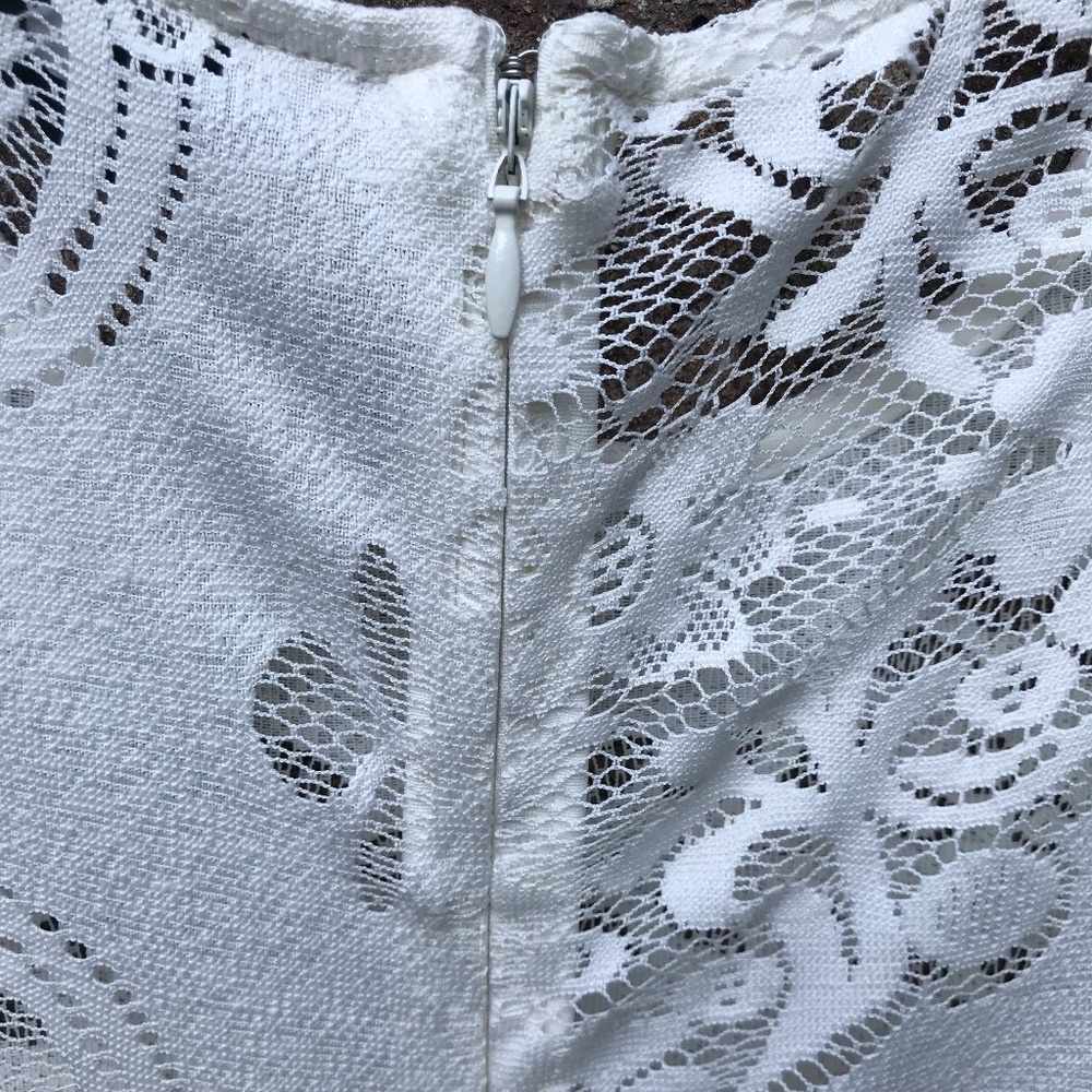 TOPSHOP Ivory/Cream Short Sleeve Floral Lace Dress | M - Picture 14 of 16